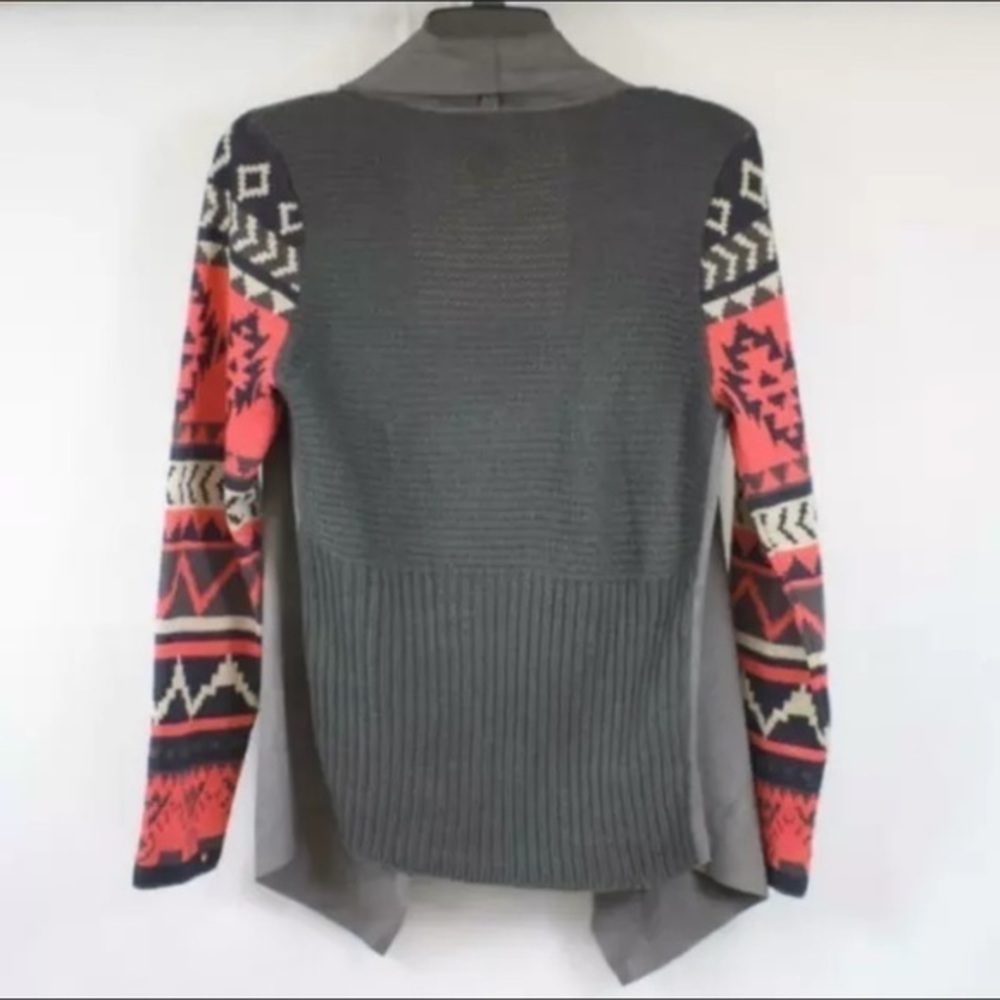 Flying Tomato Womens Medium Gray Red and White Suede and Knit Coat Sz.S
